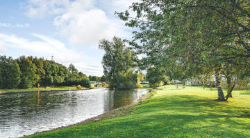 Riverside Leisure park lake